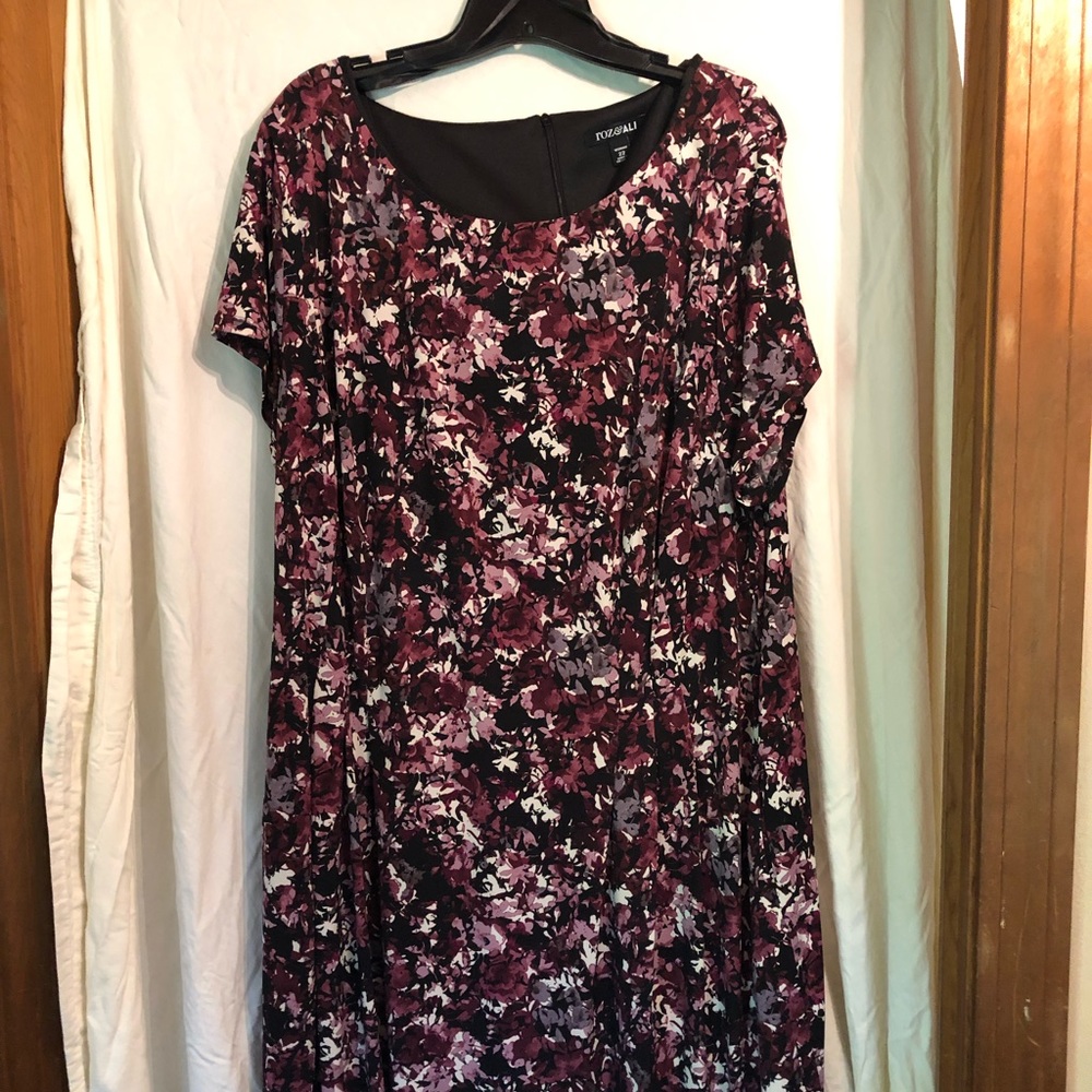 Dress, below knee